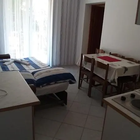 Apartment With A Parking Space Kamenjak, Crikvenica - 18348